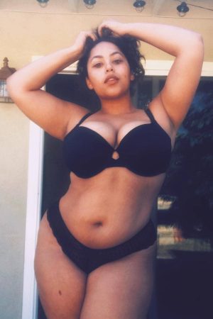 Coralie - rencontre-Milf-Nice