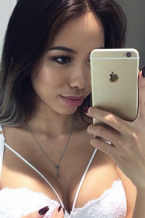 Besoin d’une pause autour d’un verre Linh - rencontre-Milf-Rennes