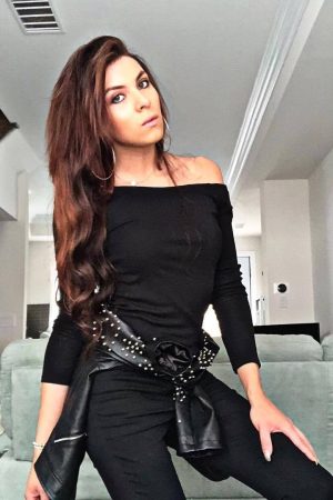 Léonie - rencontre-Teen-Ivry-sur-Seine