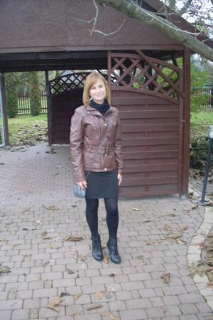 Boulogne : La nuit, tout seuls ? Cécile - rencontre-Cougar-Boulogne-Billancourt
