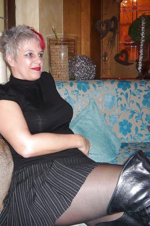 Libérée, délivrée, mais pas trop ! Léonie - rencontre-Cougar-Béziers