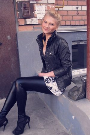 Pas d’attente, juste du fun Léonie - rencontre-Libertine-Saint-Étienne